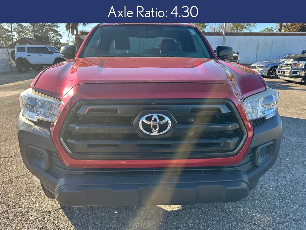 Used 2017 Toyota Tacoma SR image 9
