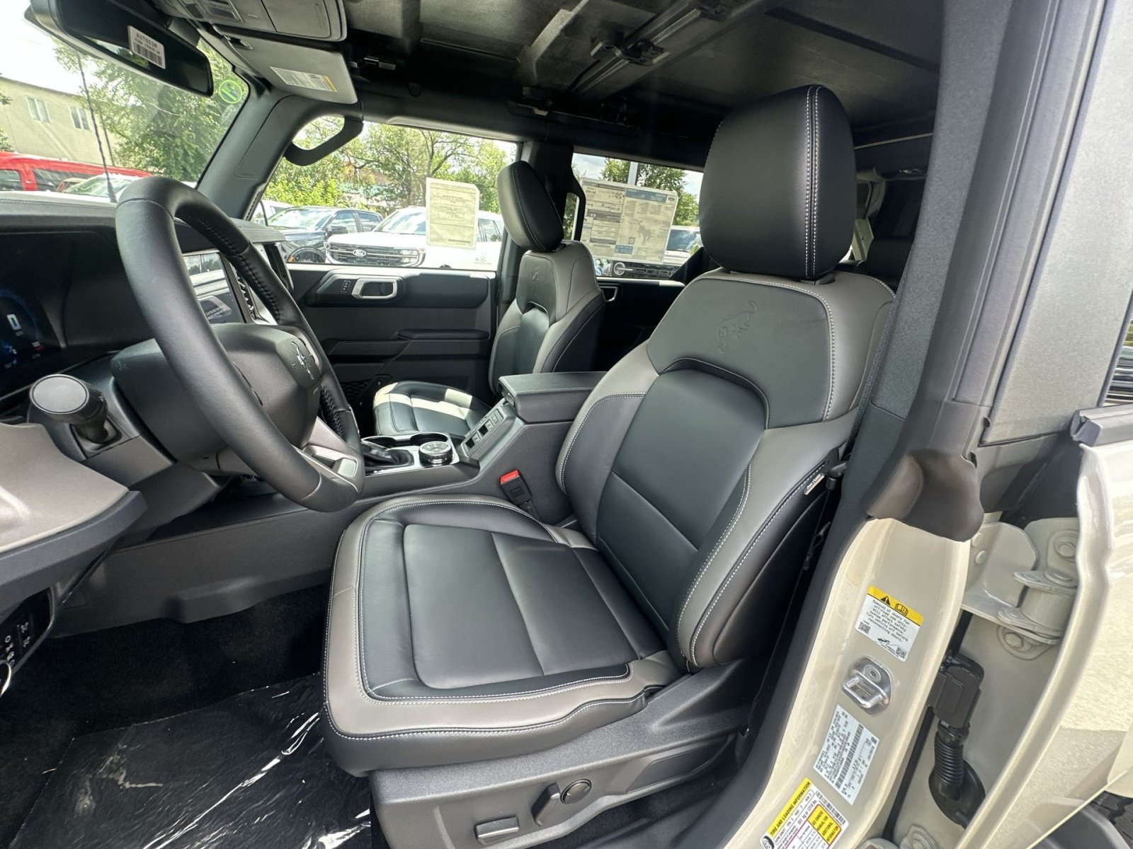New 2026 Ford Bronco Outer Banks AWD/4WD image 21