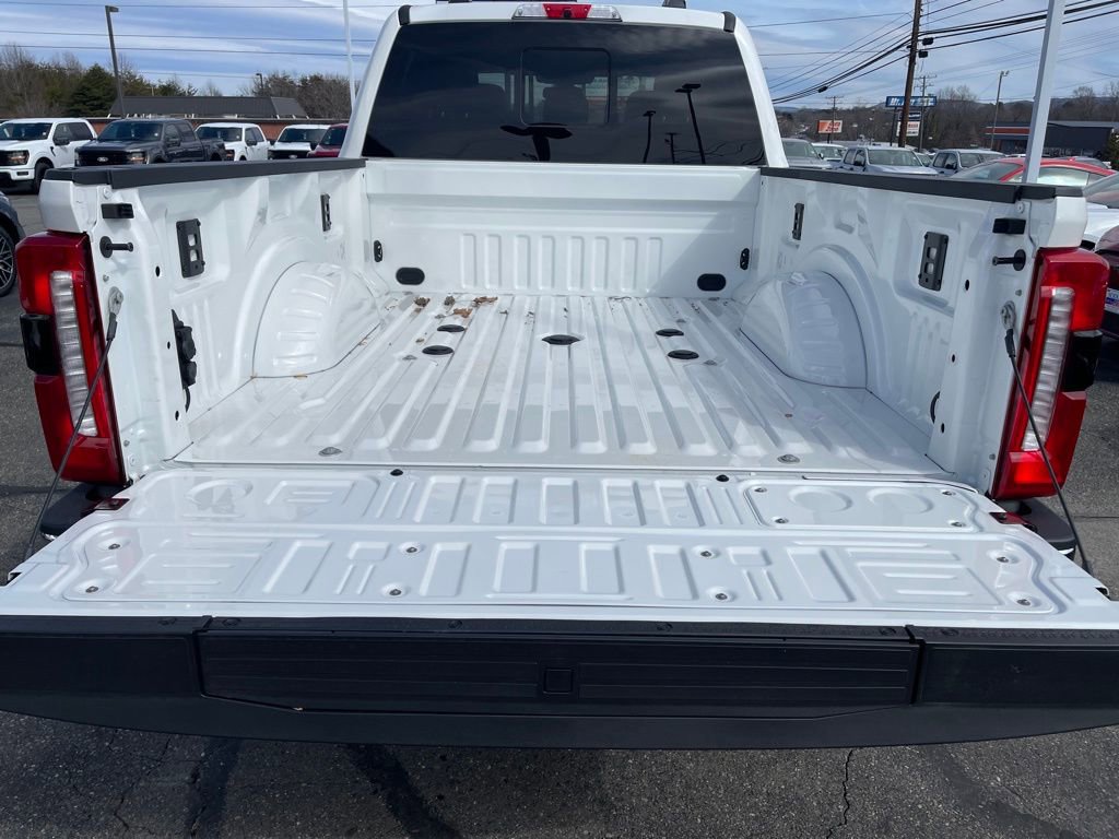 New 2025 Ford F350 King Ranch w/ Chrome Package image 24
