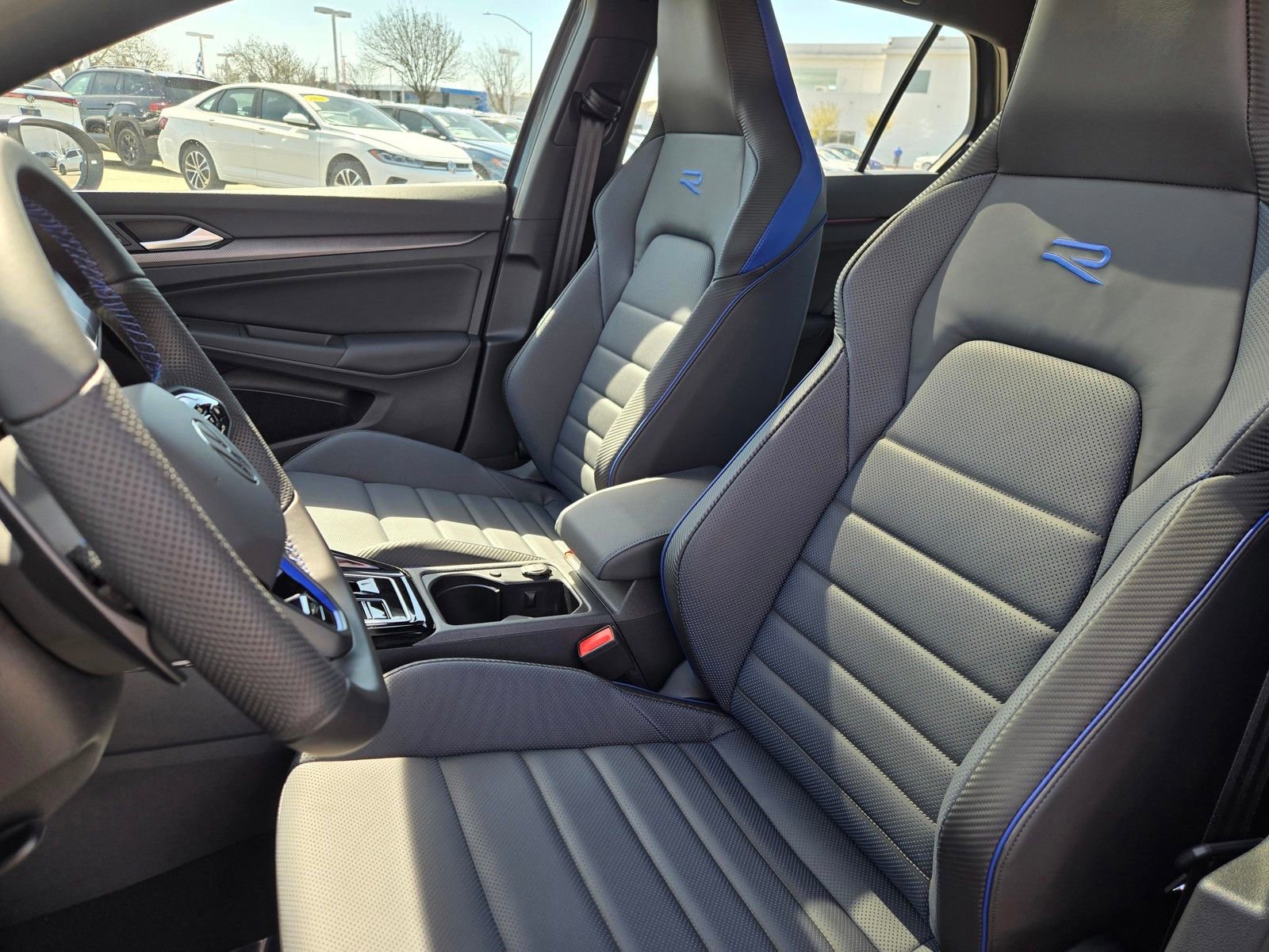 New 2026 Volkswagen Golf image 9