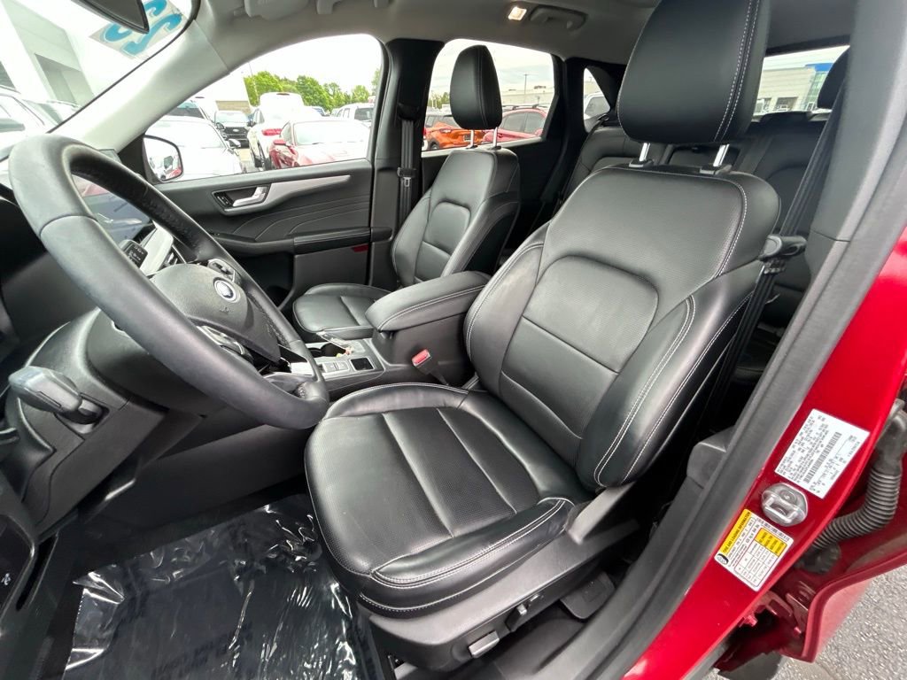 Certified 2023 Ford Escape Platinum AWD/4WD image 15