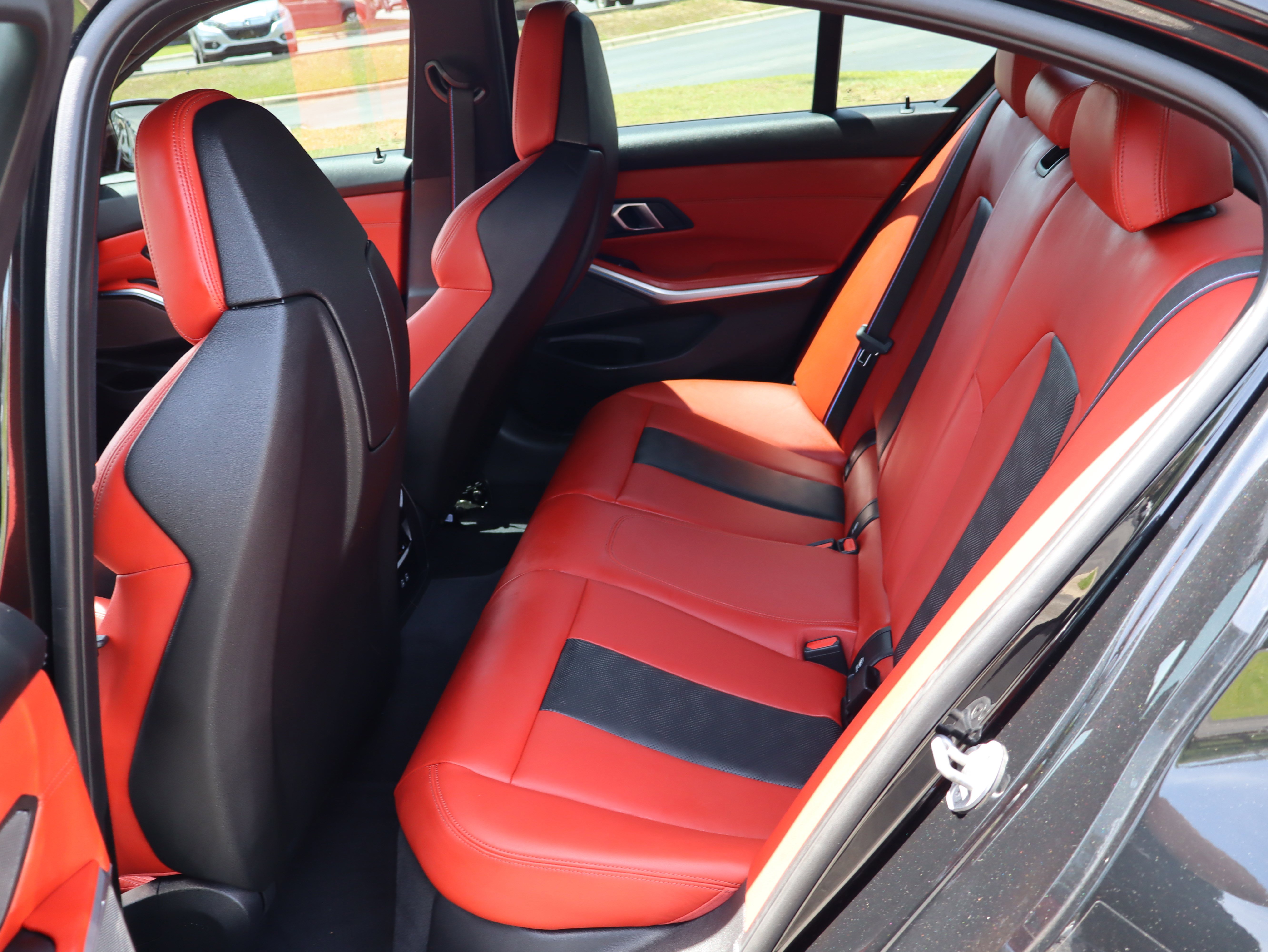 Used 2025 BMW M3 Competition w/ Executive Package image 40