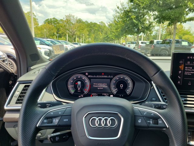 Used 2024 Audi Q5 e Premium Plus AWD/4WD image 26