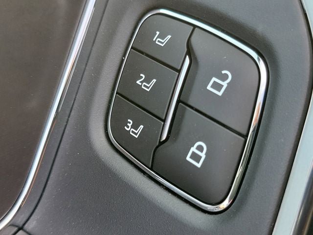 New 2026 Ford F350 Platinum AWD/4WD image 29