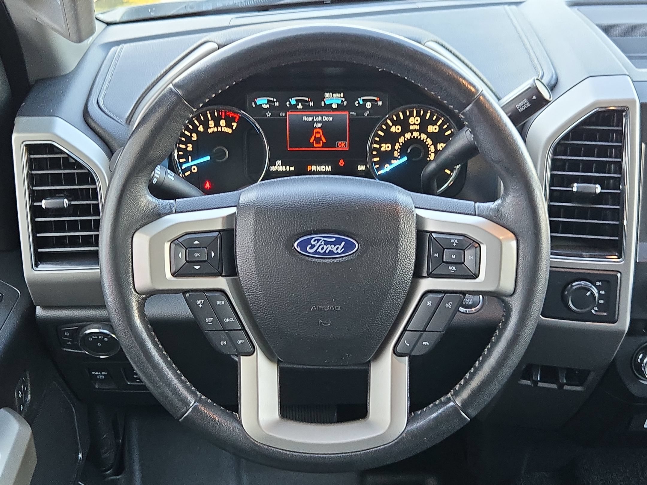 Used 2018 Ford F150 Lariat AWD/4WD image 26
