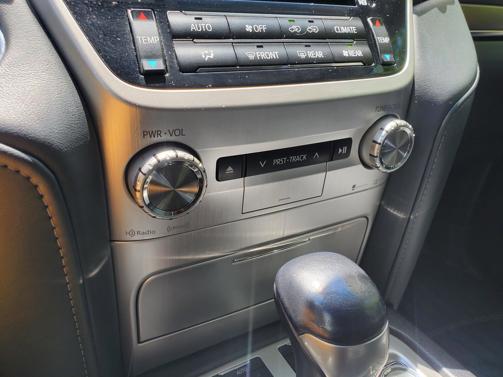 Used 2019 Toyota Land Cruiser w/ Preferred Accessory Package AWD/4WD image 65