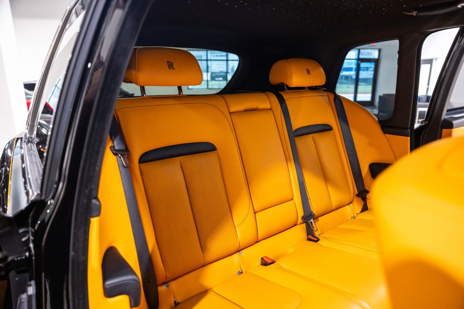 Used 2022 Rolls-Royce Cullinan AWD/4WD image 27