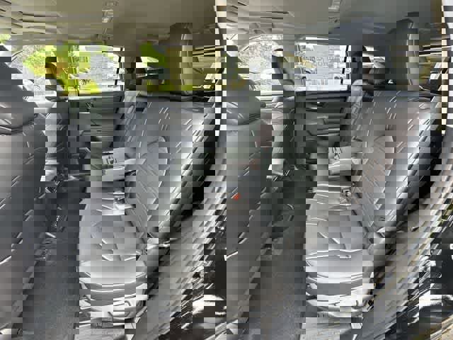 New 2024 Toyota Highlander XLE image 18