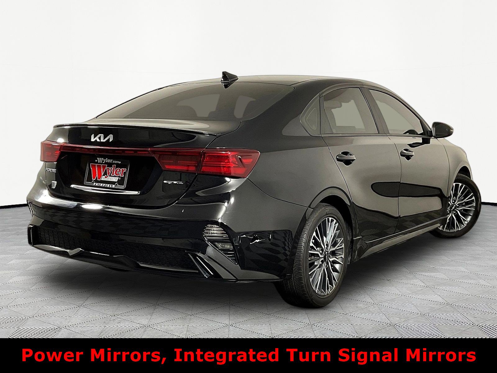 Used 2024 Kia Forte GT-Line w/ GT-Line Premium Package FWD image 6