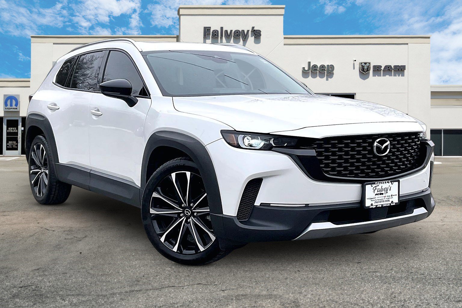 Used 2023 MAZDA CX-50 AWD 2.5 Turbo w/ Premium Pkg image 11