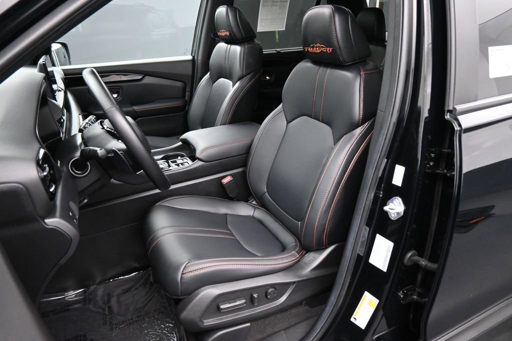 Used 2024 Honda Pilot TrailSport image 16