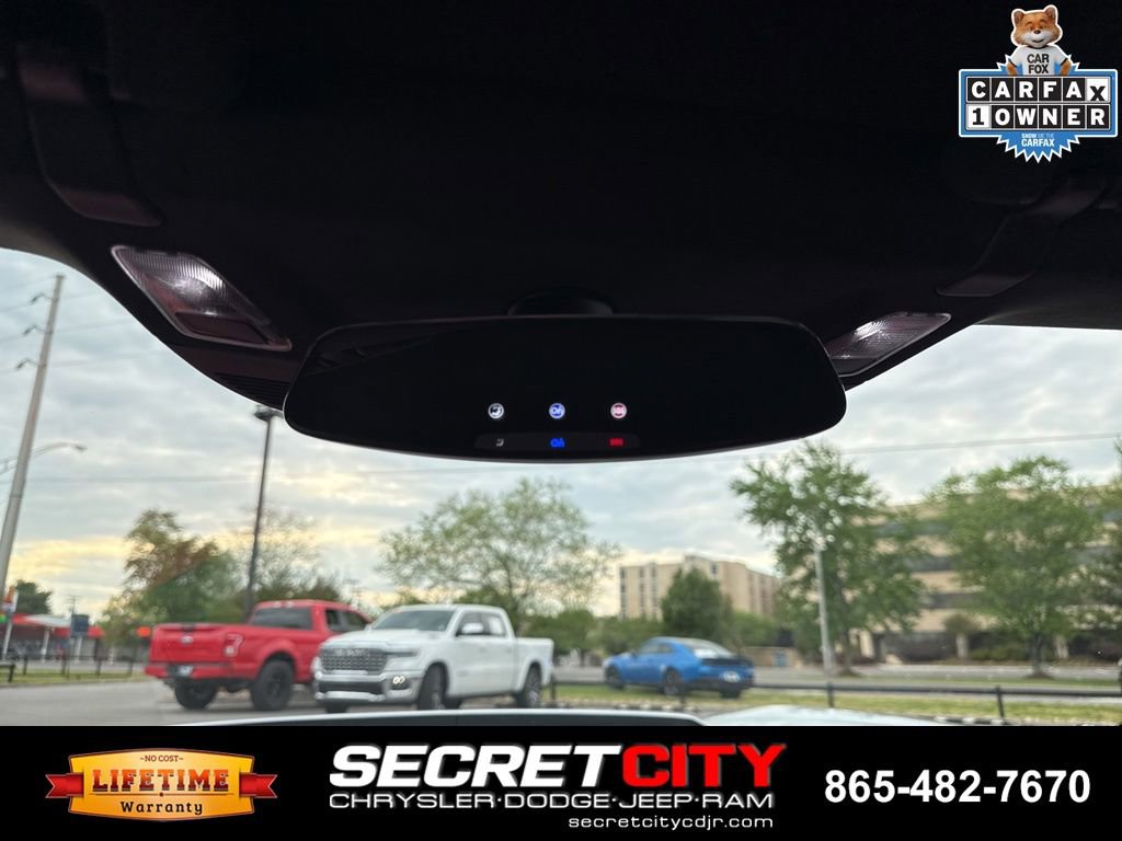 Used 2016 Chevrolet Corvette Z06 w/ 3LZ Preferred Equipment Group image 34