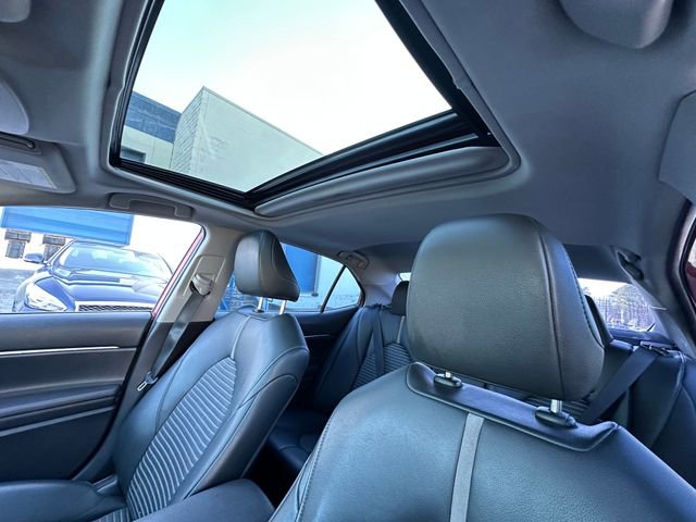 Used 2019 Toyota Camry SE image 29