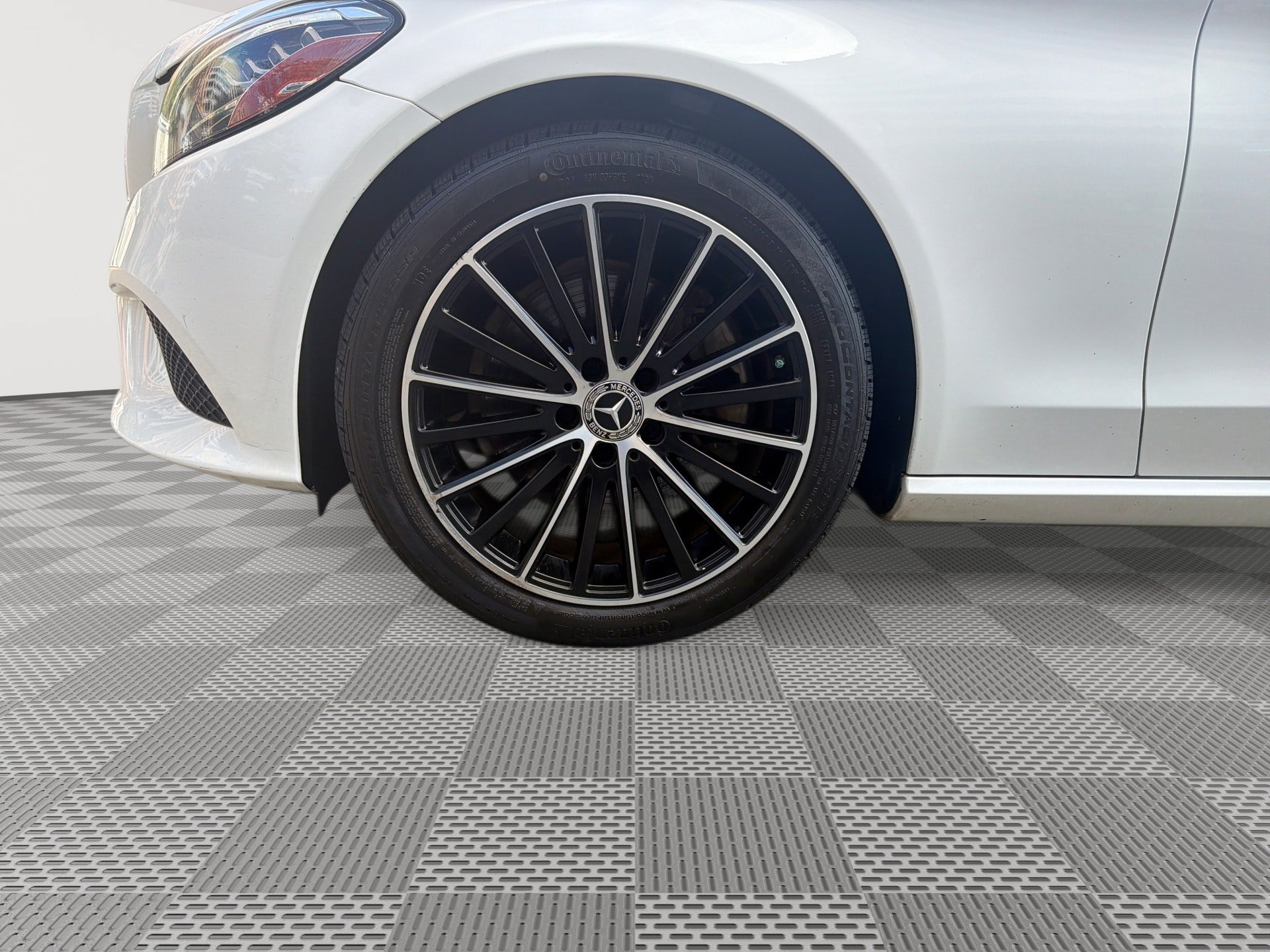 Used 2019 Mercedes-Benz C 300 4MATIC Coupe image 19