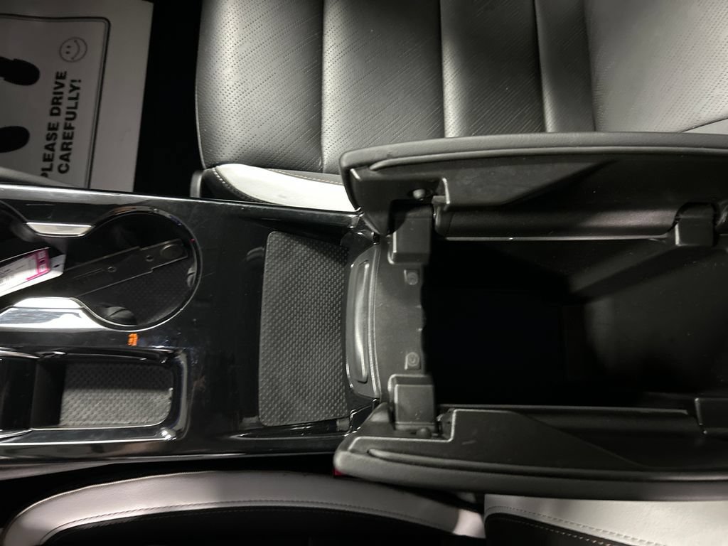 Used 2025 Buick Envision Sport Touring AWD/4WD image 21