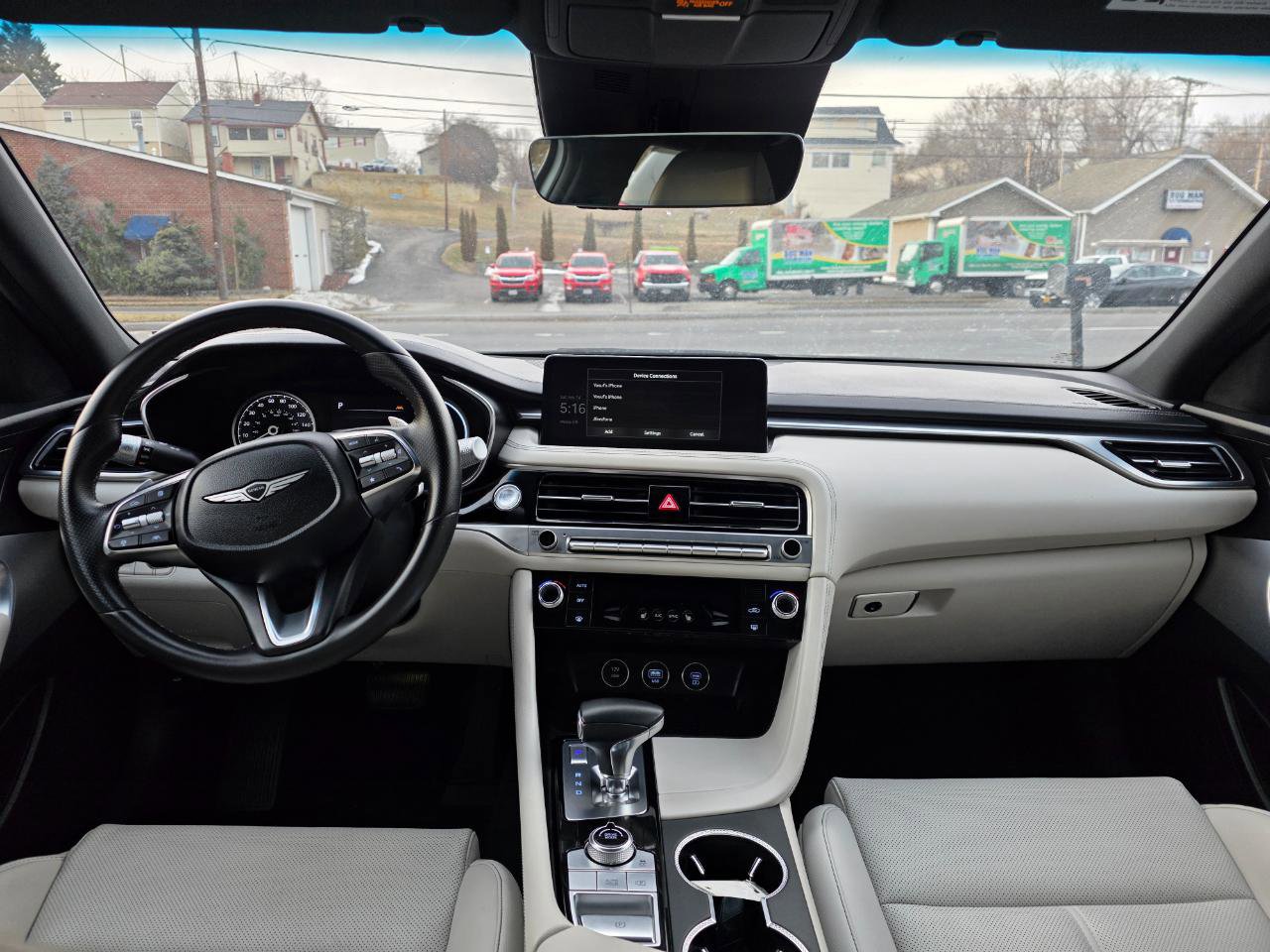 Used 2024 Genesis G70 2.5T image 17