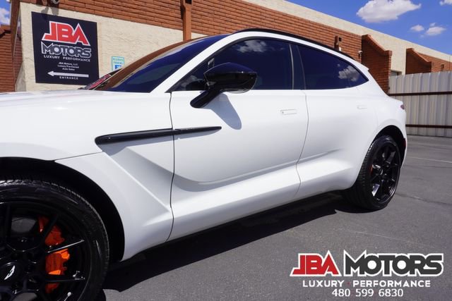 Used 2022 Aston Martin DBX image 16