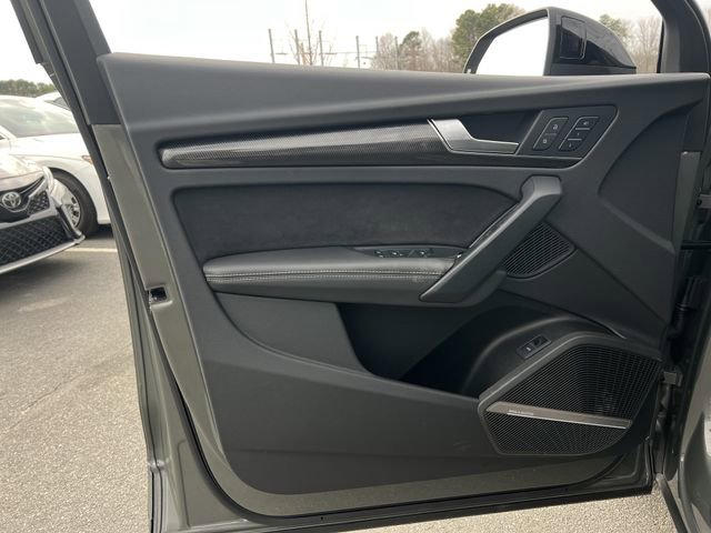 Used 2024 Audi SQ5 Prestige image 11