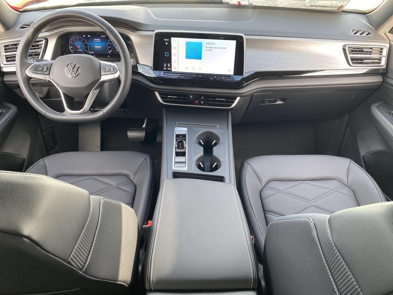 New 2026 Volkswagen Atlas Cross Sport SE FWD image 11