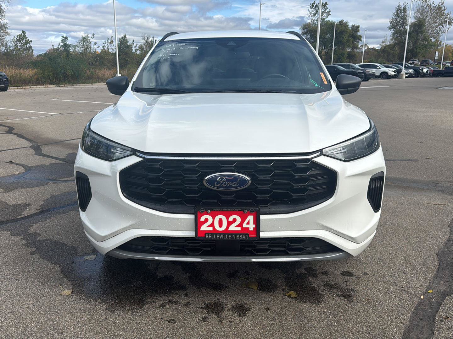 Used 2024 Ford Escape ST-Line w/ Tech Pack #1 AWD/4WD image 8