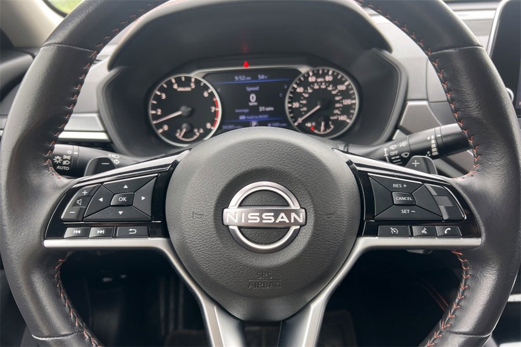 Used 2024 Nissan Altima 2.5 SR image 24