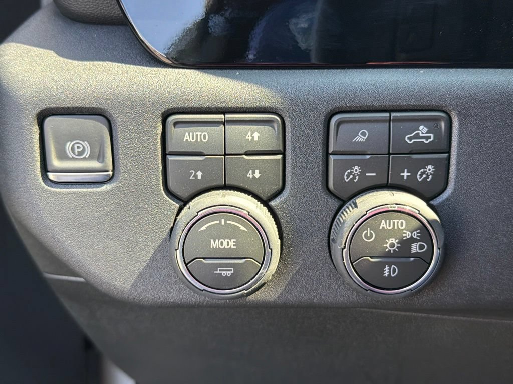 New 2026 Chevrolet Silverado 1500 RST AWD/4WD image 27
