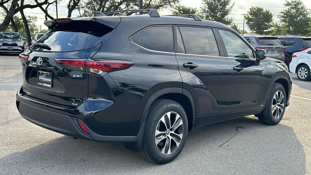 New 2026 Toyota Highlander XLE AWD/4WD image 9