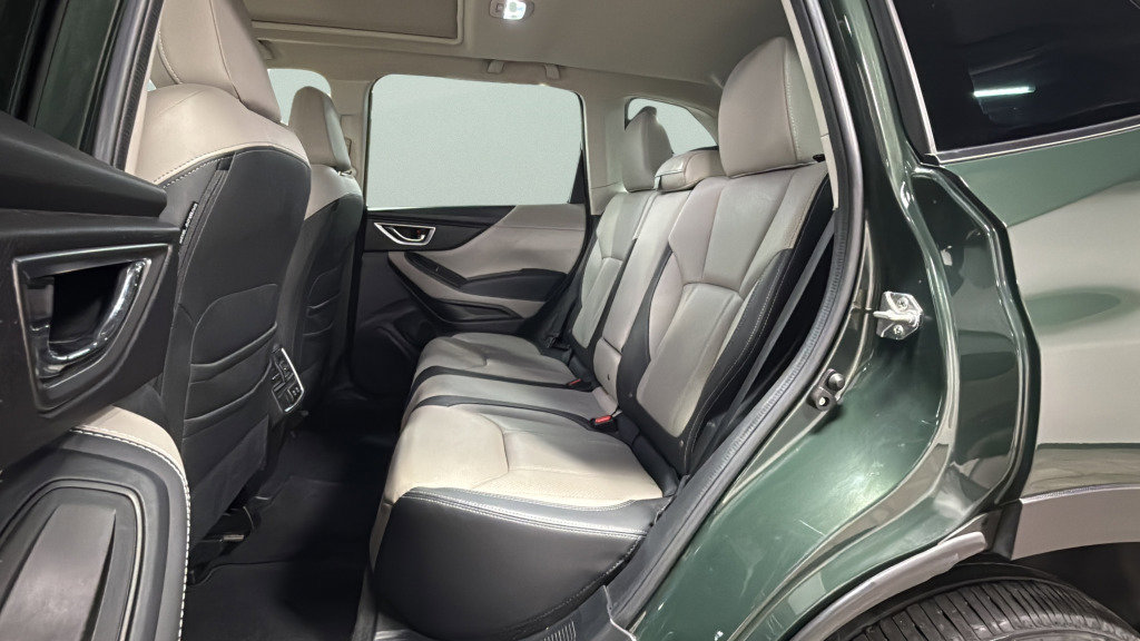 Used 2023 Subaru Forester Limited image 29
