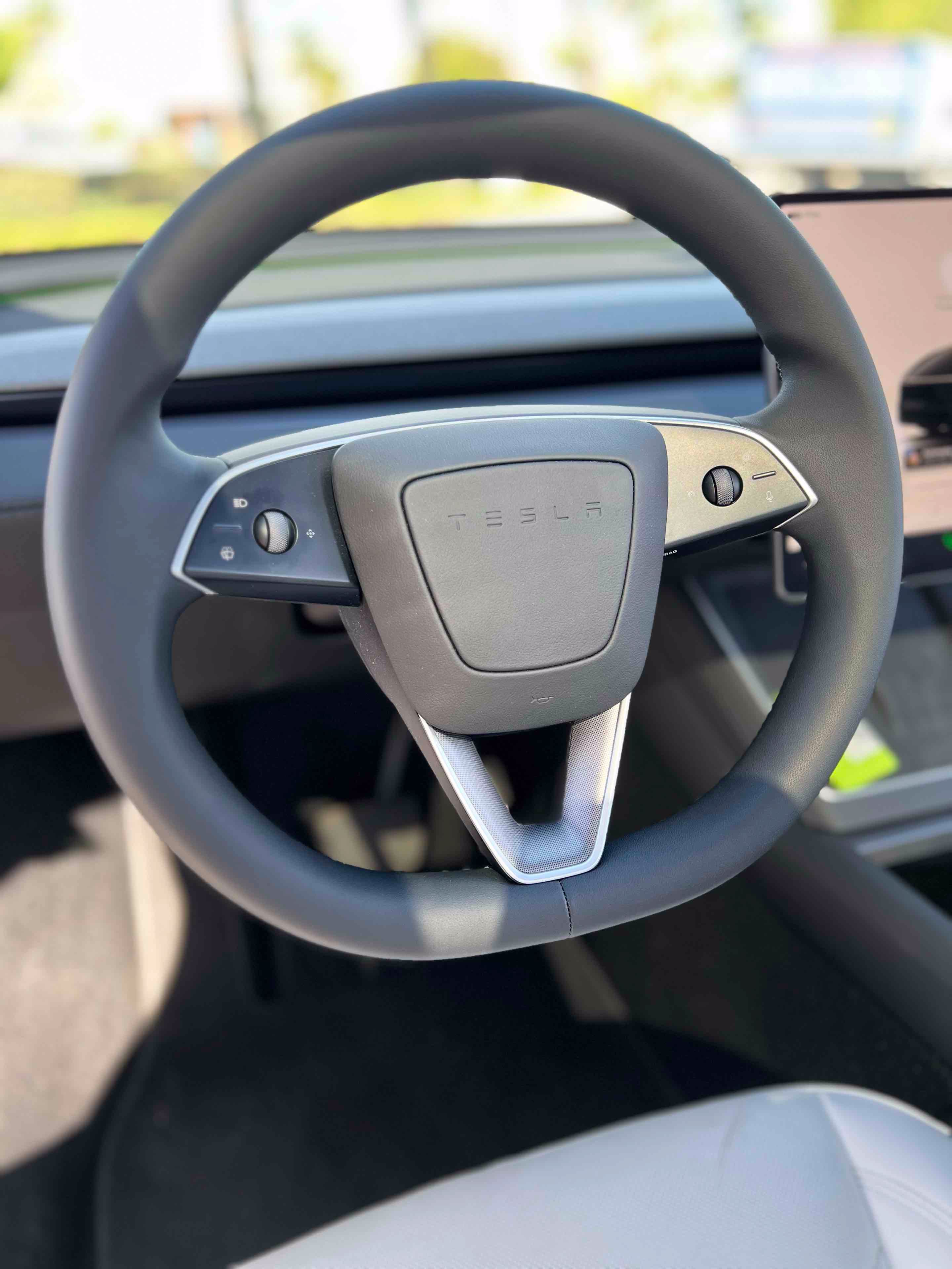 Used 2026 Tesla Model Y Long Range AWD/4WD image 18