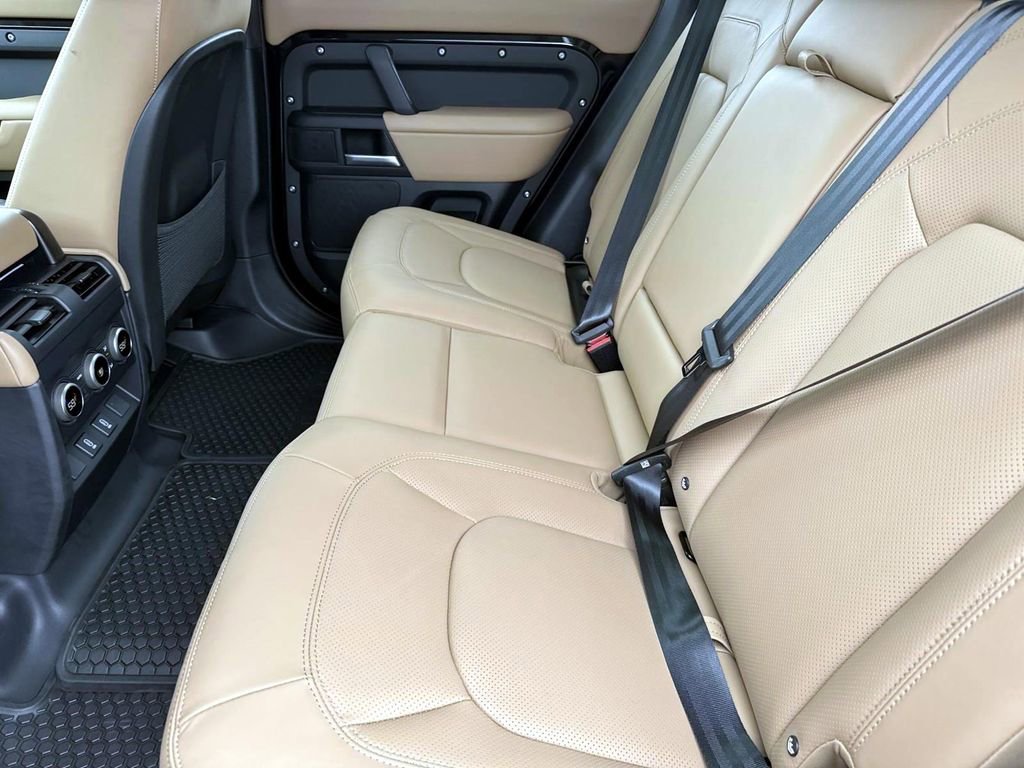 New 2026 Land Rover Defender 110 S AWD/4WD image 12