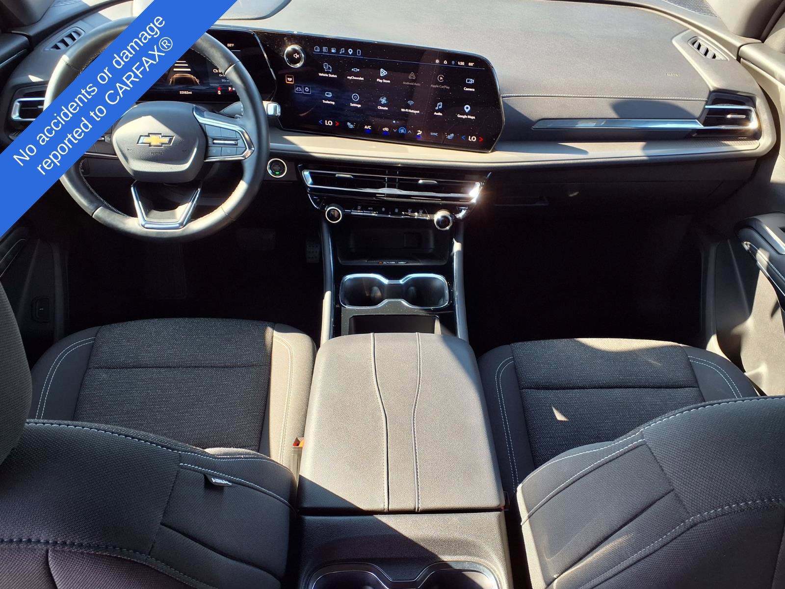 Used 2026 Chevrolet Traverse LT FWD image 12
