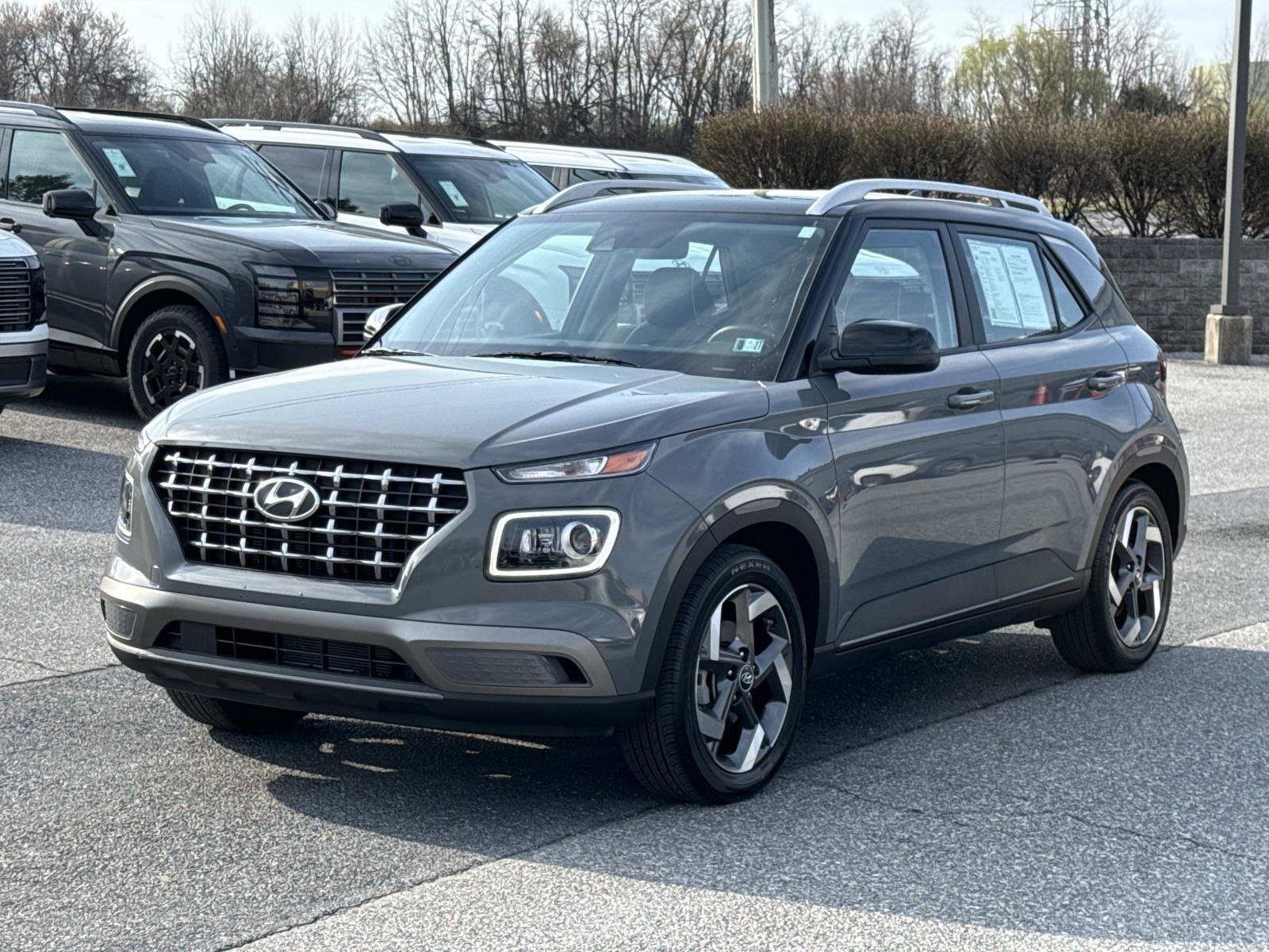 Certified 2022 Hyundai Venue Limited image 27