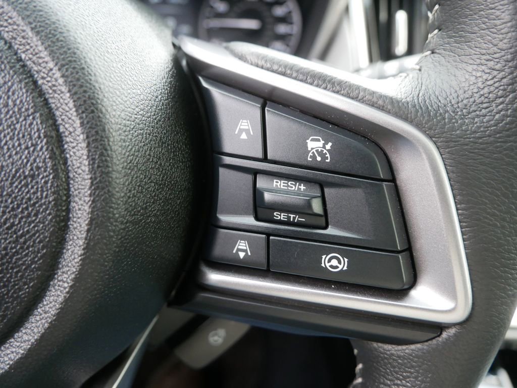 Used 2025 Subaru Outback Limited image 24