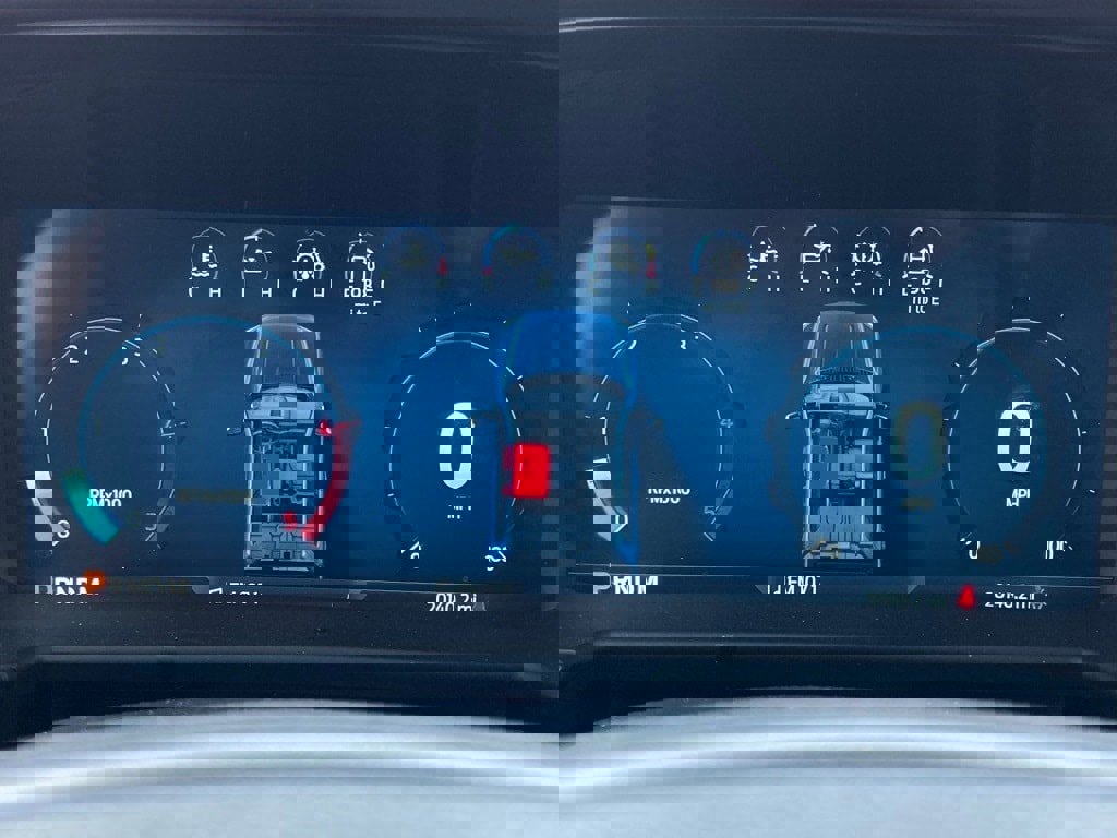 Used 2025 Ford F250 Lariat w/ Chrome Package image 16