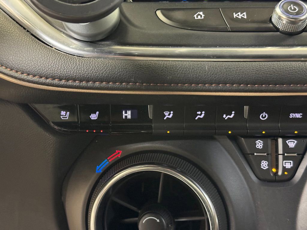 Used 2019 Chevrolet Blazer Premier w/ Driver Confidence II Package image 39