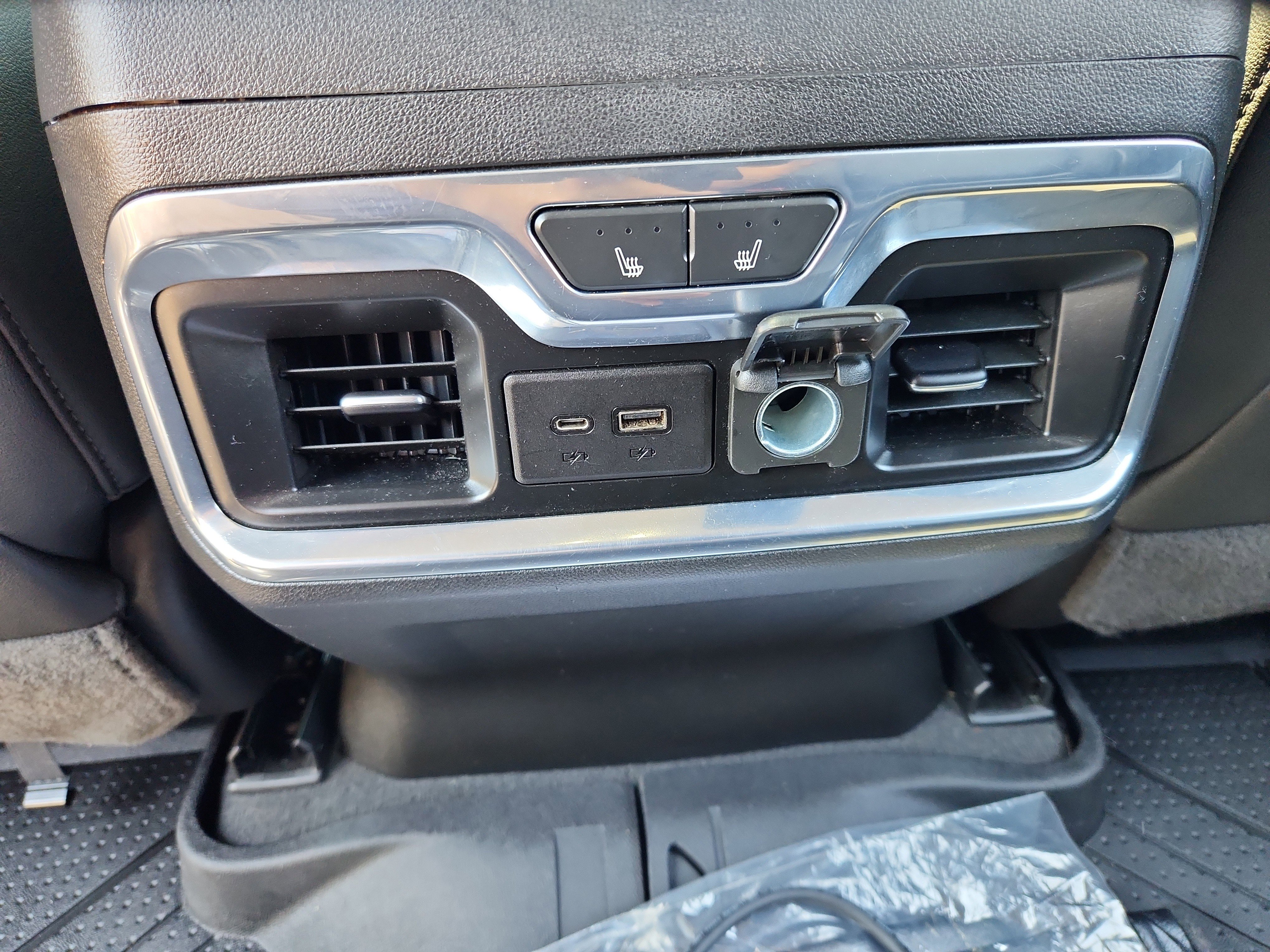 Used 2021 Chevrolet Silverado 2500 LTZ w/ LTZ Plus Package AWD/4WD image 42