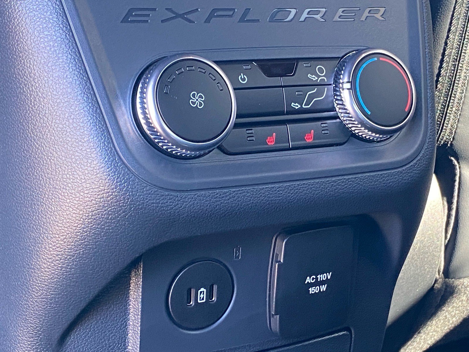New 2026 Ford Explorer ST-Line w/ ST-Line Street Pack RWD image 15