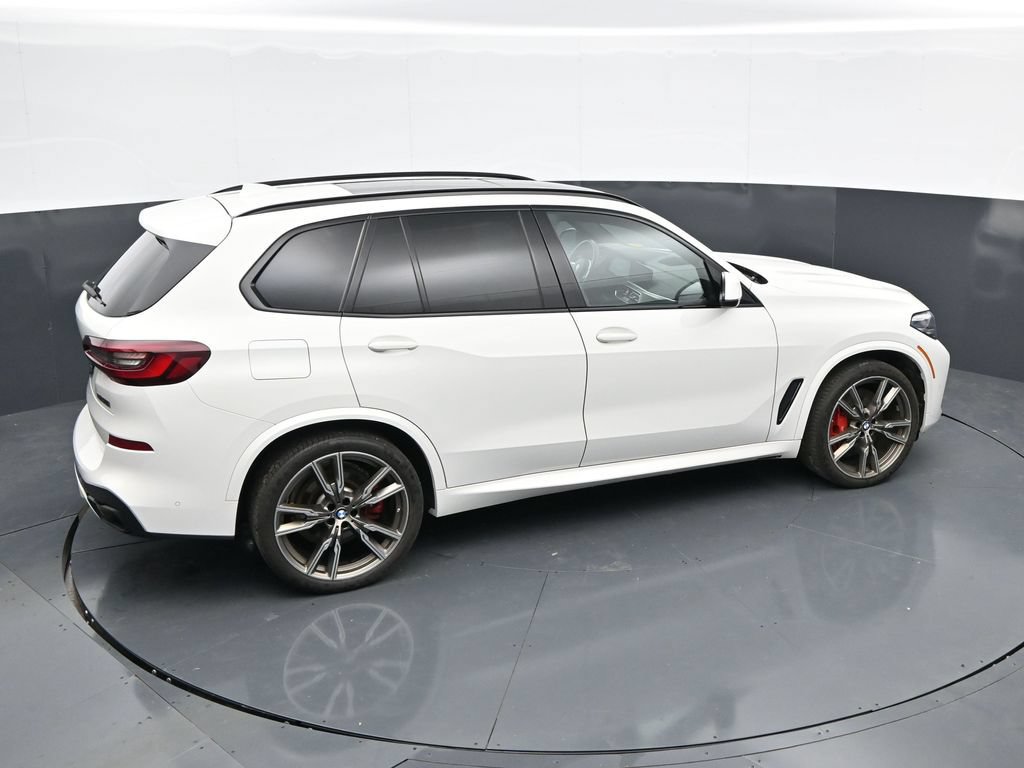 Used 2021 BMW X5 M50i AWD/4WD image 41