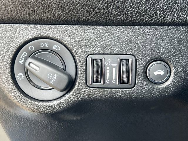 Used 2021 Dodge Challenger R/T w/ Blacktop Package image 22