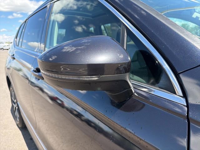 Used 2018 Volkswagen Tiguan SE w/ Panoramic Sunroof Package AWD/4WD image 5