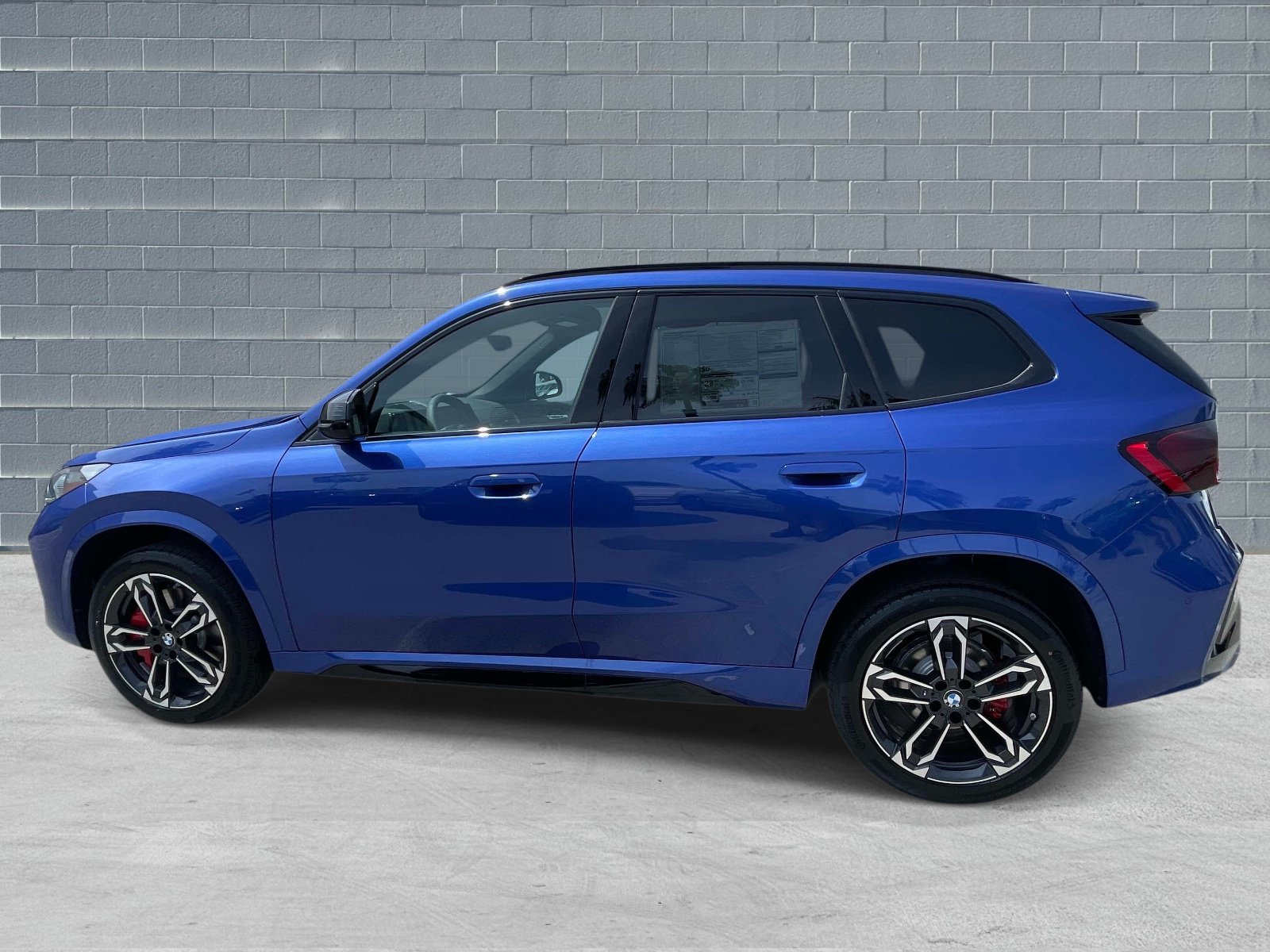 New 2026 BMW X1 xDrive28i w/ M Sport Package AWD/4WD image 3