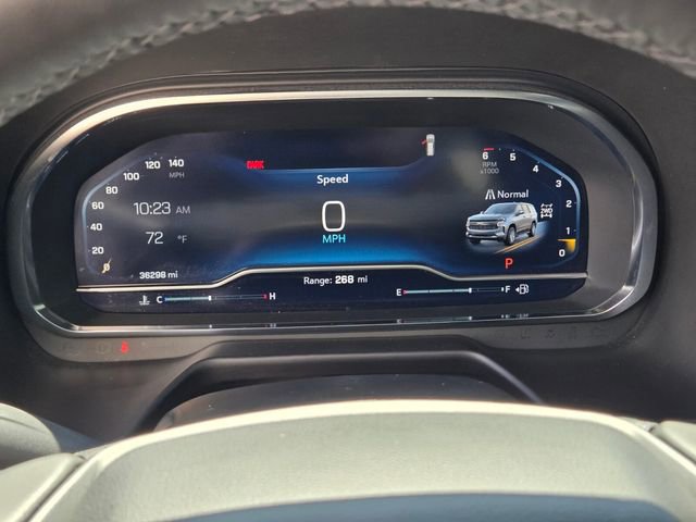 Used 2024 Chevrolet Suburban Premier AWD/4WD image 20
