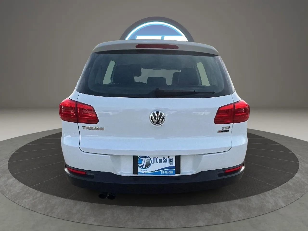 Used 2016 Volkswagen Tiguan SE image 9