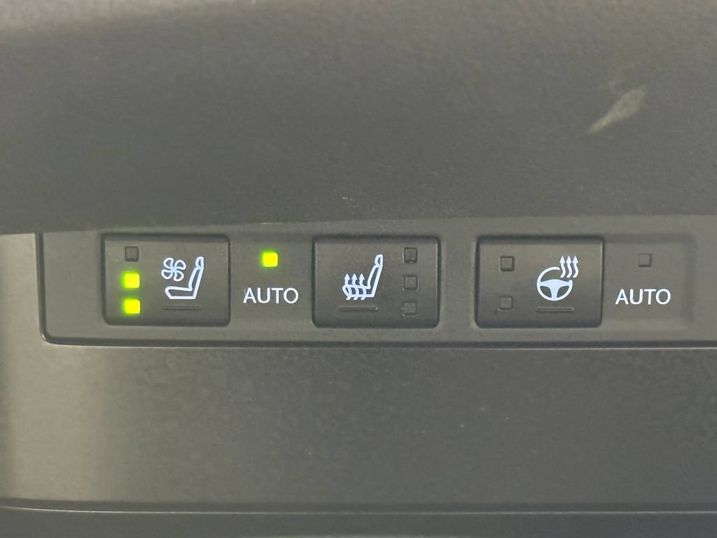 Used 2024 Lexus ES 350 F Sport w/ Technology Package FWD image 28