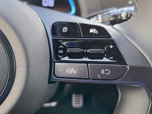 New 2026 Hyundai Elantra SEL Sport FWD image 12