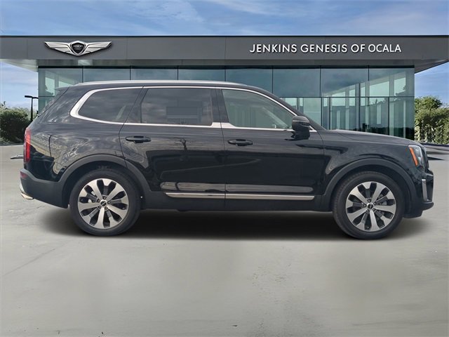 Used 2022 Kia Telluride EX w/ EX Premium Package image 2