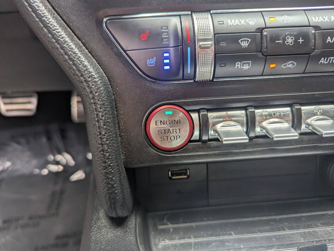 Used 2021 Ford Mustang Premium RWD image 21