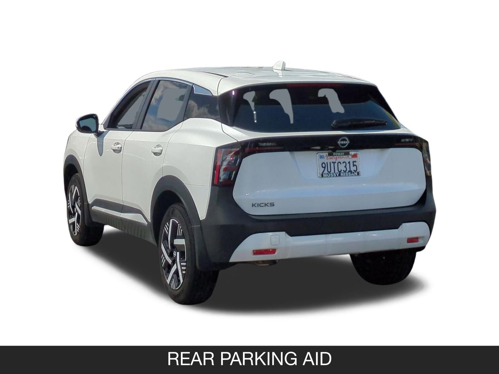 Used 2025 Nissan Kicks SV image 7