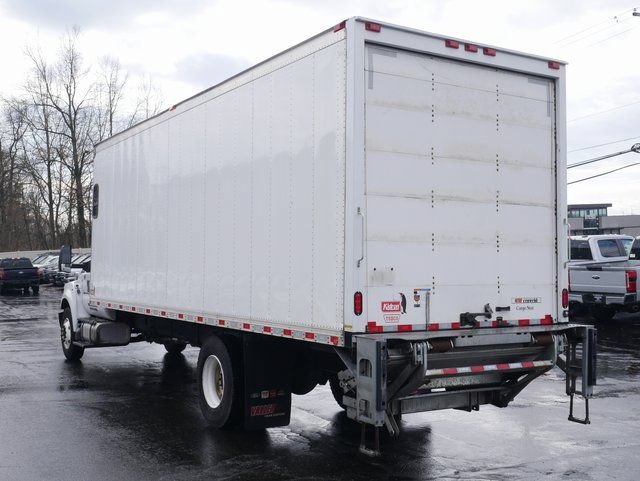 Used 2022 Ford F750 2WD Regular Cab Super Duty image 6