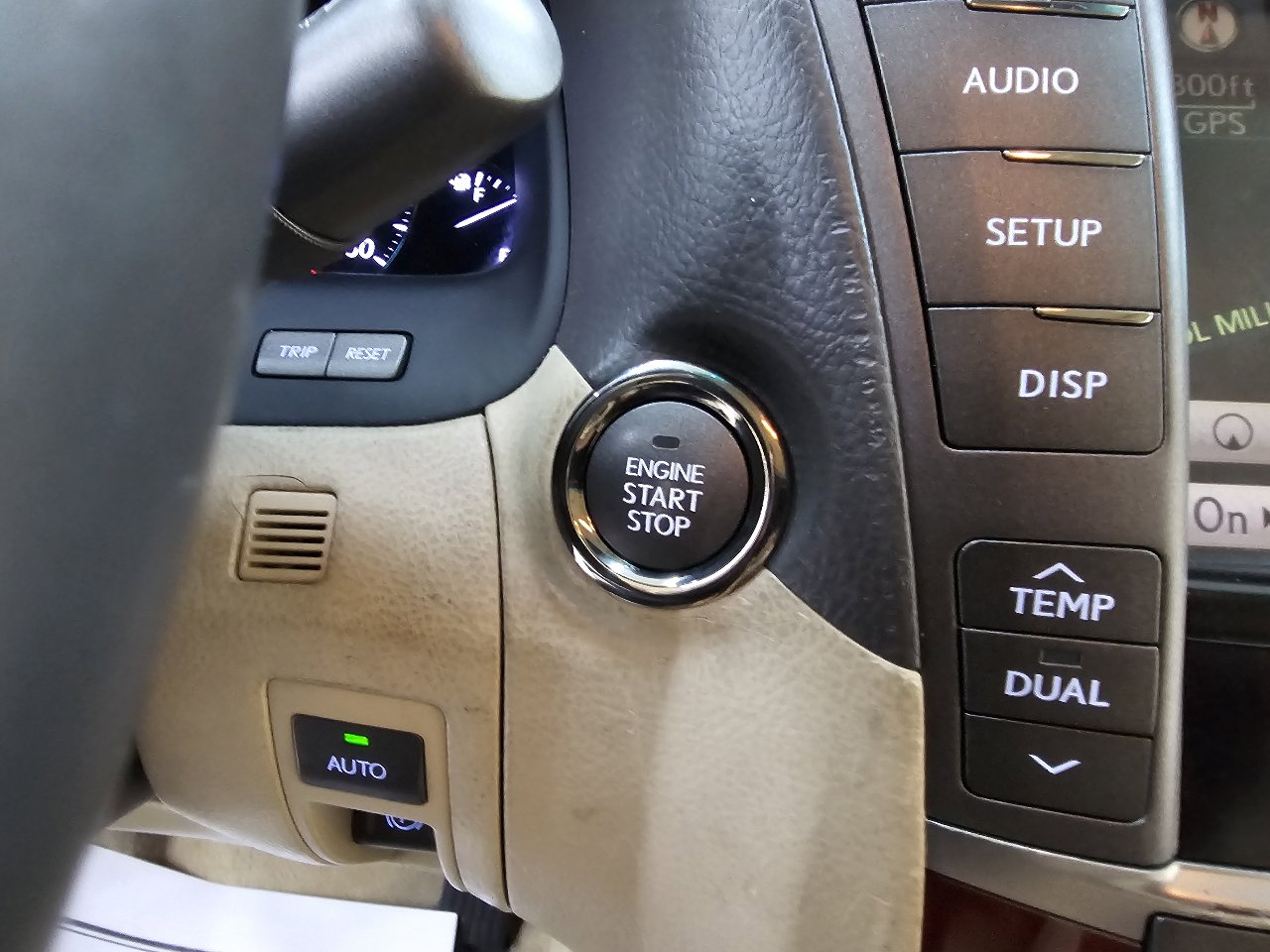 Used 2012 Lexus LS 460 Luxury image 35